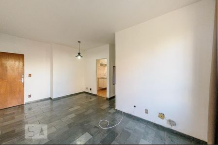 Sala de apartamento para alugar com 1 quarto, 48m² em Vila Itapura, Campinas