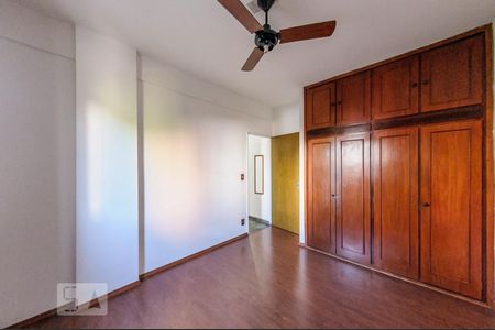 Quarto de apartamento para alugar com 1 quarto, 48m² em Vila Itapura, Campinas