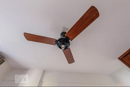 Quarto de apartamento para alugar com 1 quarto, 48m² em Vila Itapura, Campinas