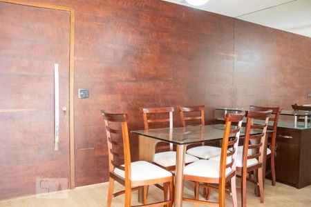 Apartamento para alugar com 90m², 3 quartos e 1 vagaSala