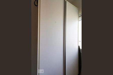 Apartamento à venda com 122m², 2 quartos e 2 vagasÁrea de Serviço - Armário