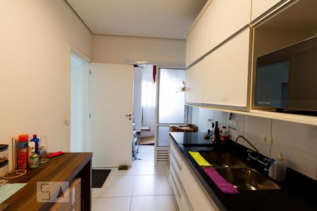 Apartamento à venda com 122m², 2 quartos e 2 vagasCozinha