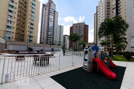 Apartamento à venda com 122m², 2 quartos e 2 vagasÁrea Comum - Playground