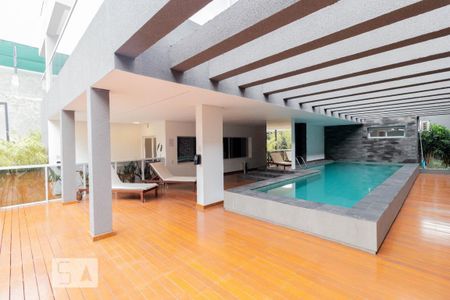 Studio para alugar com 30m², 1 quarto e 1 vaga Studio para alugar com 30m², 1 quarto e 1 vagaPiscina