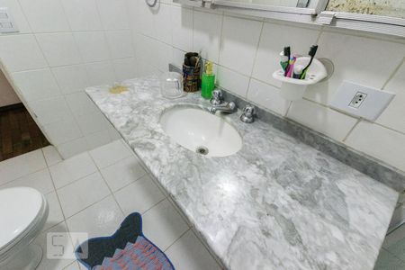 Apartamento à venda com 130m², 4 quartos e 1 vagaBanheiro 2 - Torneira