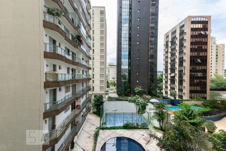 Apartamento à venda com 130m², 4 quartos e 1 vagaVista