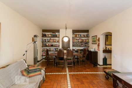 Apartamento à venda com 130m², 4 quartos e 1 vagaSala