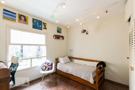 Apartamento à venda com 130m², 4 quartos e 1 vagaQuarto 2