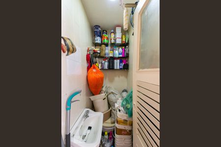 Apartamento à venda com 130m², 4 quartos e 1 vagaBanheiro de Serviço