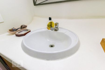 Apartamento à venda com 130m², 4 quartos e 1 vagaBanheiro 