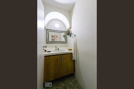 Apartamento à venda com 130m², 4 quartos e 1 vagaBanheiro 