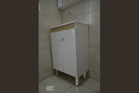 Casa para alugar com 82m², 2 quartos e sem vagaBanheiro Social 1