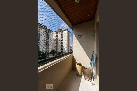 varanda de apartamento para alugar com 2 quartos, 60m² em Vila Paulista, São Paulo