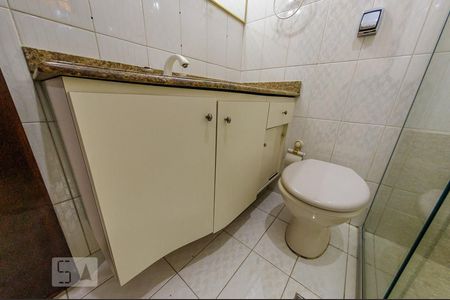 Casa à venda com 380m², 5 quartos e 6 vagas Casa à venda com 380m², 5 quartos e 6 vagasBanheiro - Suite 1