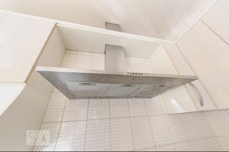 Casa à venda com 380m², 5 quartos e 6 vagas Casa à venda com 380m², 5 quartos e 6 vagasCozinha