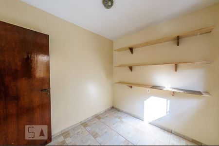 Casa à venda com 380m², 5 quartos e 6 vagas Casa à venda com 380m², 5 quartos e 6 vagasQuarto - Edicula