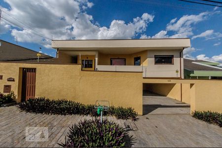 Casa à venda com 380m², 5 quartos e 6 vagas Casa à venda com 380m², 5 quartos e 6 vagasFachada da Casa