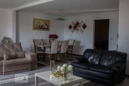 Sala de casa à venda com 4 quartos, 500m² em Vila Esperança, São Paulo