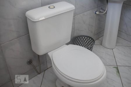 Casa à venda com 500m², 4 quartos e 8 vagasBanheiro 2