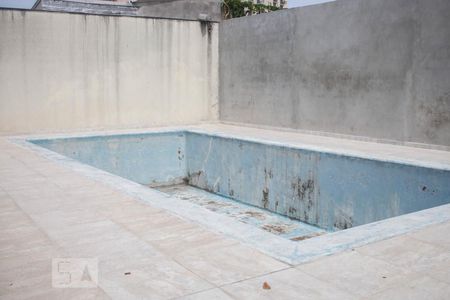 Casa à venda com 500m², 4 quartos e 8 vagasPiscina