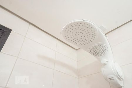 Apartamento à venda com 89m², 3 quartos e 2 vagasChuveiro