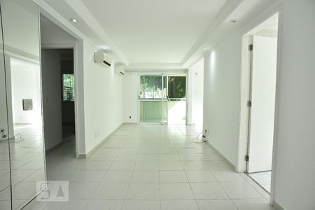 Sala de apartamento à venda com 2 quartos, 90m² em Freguesia (jacarepaguá), Rio de Janeiro