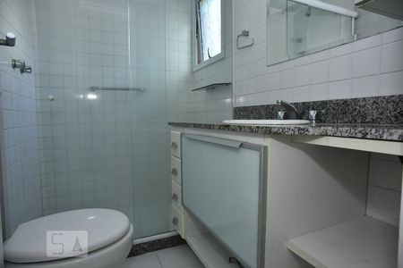 Apartamento à venda com 90m², 2 quartos e 1 vagaBanheiro da Suíte