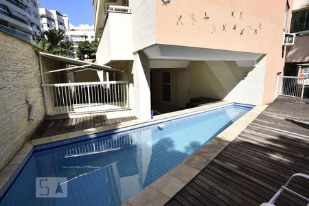 Apartamento à venda com 90m², 2 quartos e 1 vagaÁrea comum - Piscina