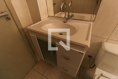 Apartamento à venda com 70m², 2 quartos e 1 vaga Apartamento à venda com 70m², 2 quartos e 1 vagaDetalhe Banheiro