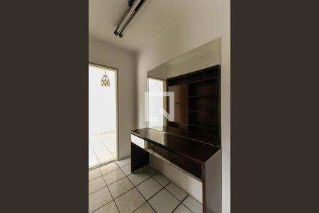 Apartamento à venda com 70m², 2 quartos e 1 vaga Apartamento à venda com 70m², 2 quartos e 1 vagaCorredor