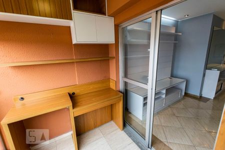 Apartamento à venda com 70m², 2 quartos e 1 vagaVaranda
