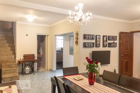 Sala de casa à venda com 3 quartos, 180m² em Vila Gumercindo, São Paulo