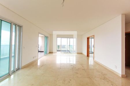 Apartamento à venda com 335m², 5 quartos e 6 vagas Apartamento à venda com 335m², 5 quartos e 6 vagasSala