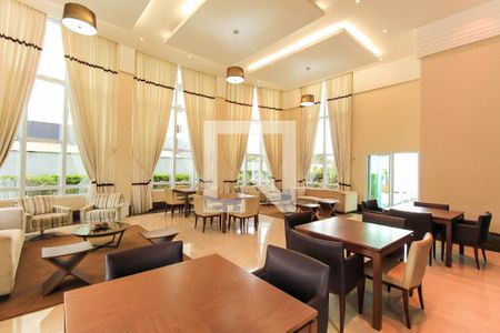 Apartamento à venda com 335m², 5 quartos e 6 vagas Apartamento à venda com 335m², 5 quartos e 6 vagasÁrea comum