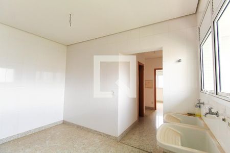 Apartamento à venda com 335m², 5 quartos e 6 vagas Apartamento à venda com 335m², 5 quartos e 6 vagasÁrea de Serviço