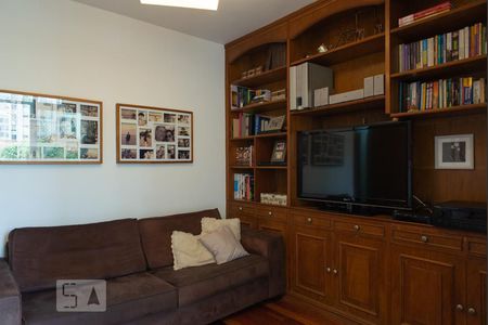 Apartamento à venda com 200m², 5 quartos e 3 vagasQuarto 4