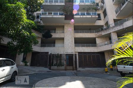 Apartamento à venda com 200m², 5 quartos e 3 vagasFachada do Prédio