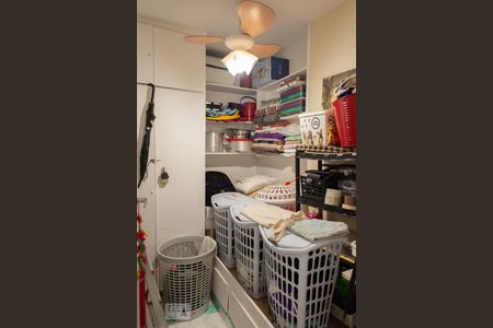 Apartamento à venda com 200m², 5 quartos e 3 vagasQuarto de Serviço 1