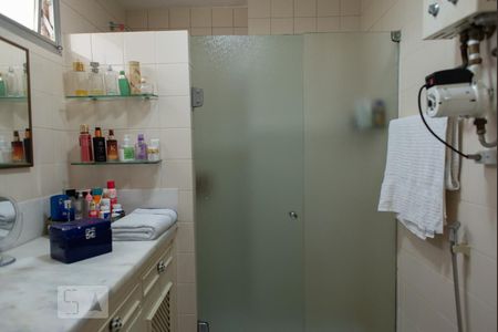 Apartamento à venda com 200m², 5 quartos e 3 vagasBanheiro da Suíte 2