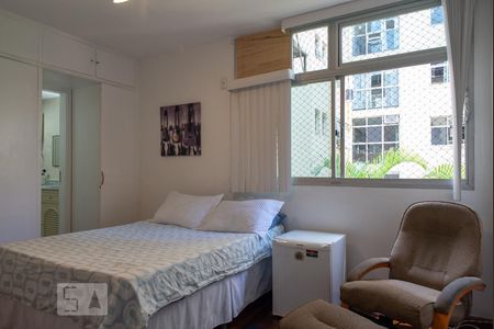 Apartamento à venda com 200m², 5 quartos e 3 vagasQuarto 1 - Suíte 1