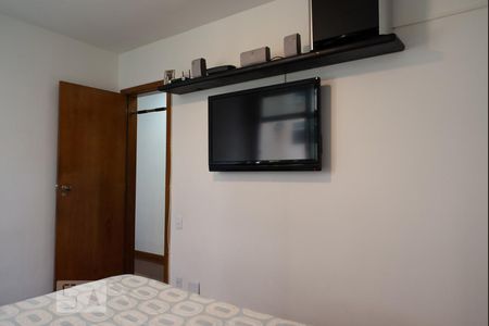 Apartamento à venda com 200m², 5 quartos e 3 vagasQuarto 1 - Suíte 1