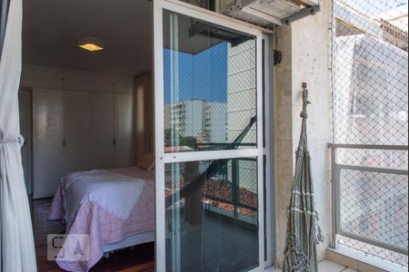 Apartamento à venda com 200m², 5 quartos e 3 vagasVaranda do Quarto 2