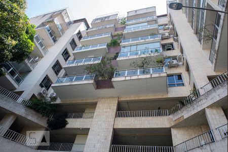 Apartamento à venda com 200m², 5 quartos e 3 vagasFachada do Prédio