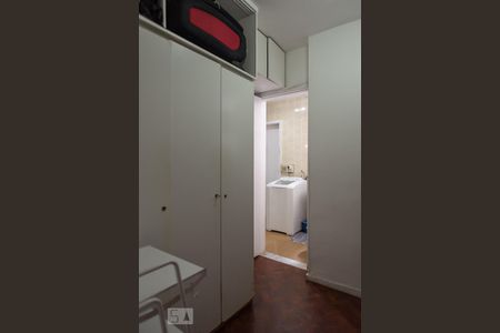 Apartamento à venda com 200m², 5 quartos e 3 vagasQuarto de Serviço 2