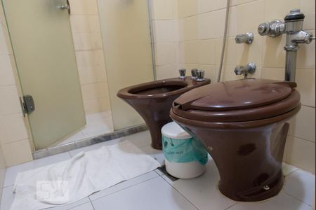 Apartamento à venda com 200m², 5 quartos e 3 vagasBanheiro Social