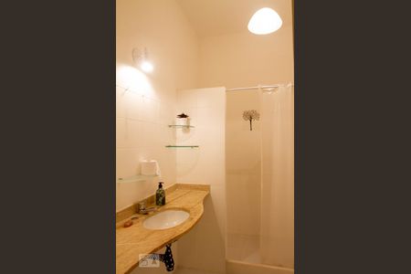 Apartamento à venda com 70m², 1 quarto e sem vagaBanheiro do Quarto - Suíte