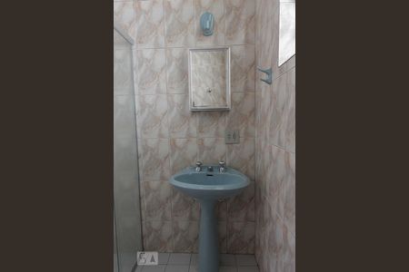 Apartamento à venda com 75m², 2 quartos e 1 vagaBanheiro Corredor