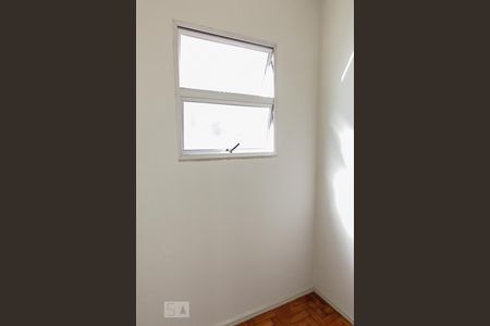 Apartamento à venda com 75m², 2 quartos e 1 vagaQuarto da Área de Serviço