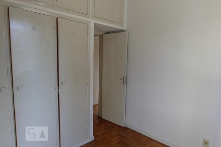 Apartamento à venda com 75m², 2 quartos e 1 vagaQuarto 2