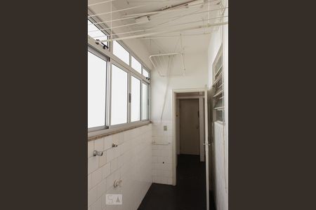 Apartamento à venda com 75m², 2 quartos e 1 vagaÁrea de Serviço